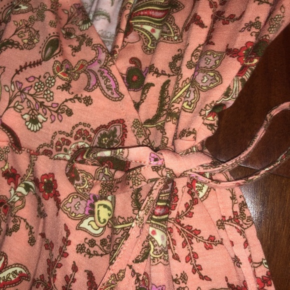 Juniors Copper Key Floral Wrap Cold Shoulder Dress - Picture 4 of 8